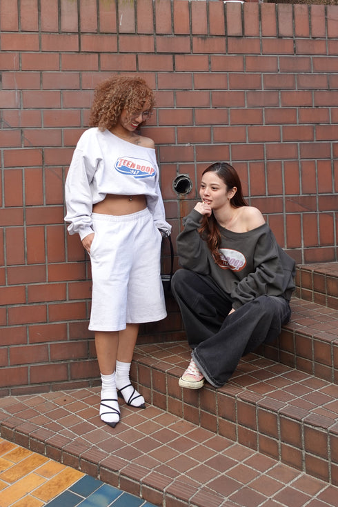 オフショルルーズスウェット